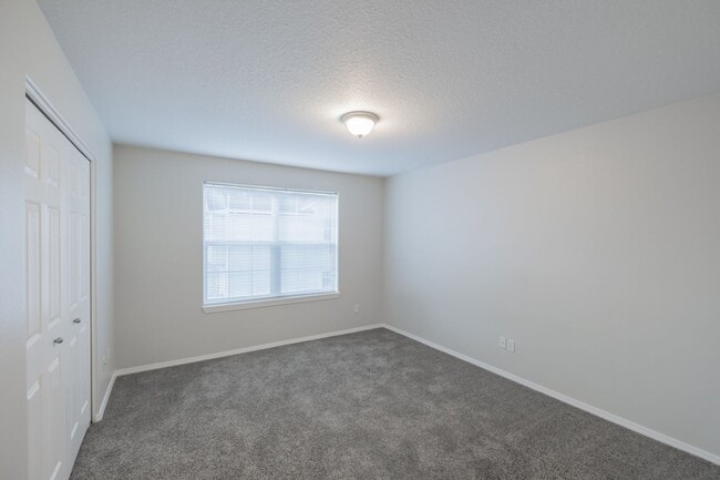 Photo - Stylish 2-Bedroom Condo Near OSU – Spaciou...