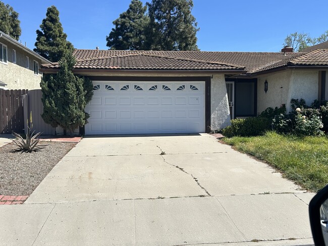 Photo - 876 Palmer Ave Unidad Ashley Vener