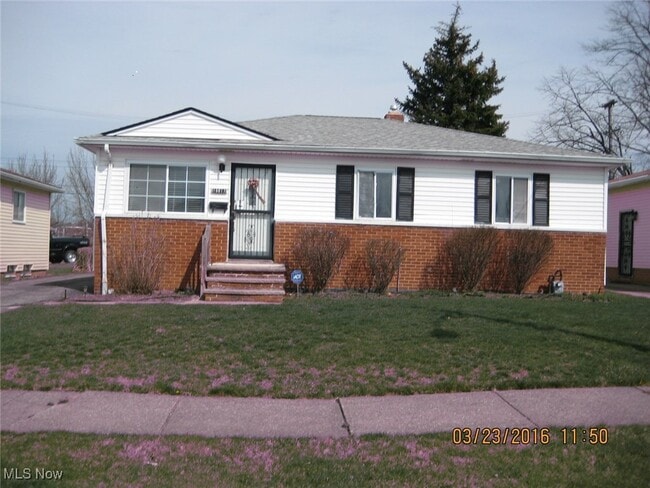 Building Photo - 16811 Preibe Ave