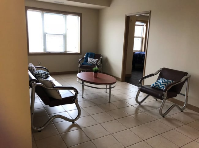 Photo - 271-271 Lester St Unit 4