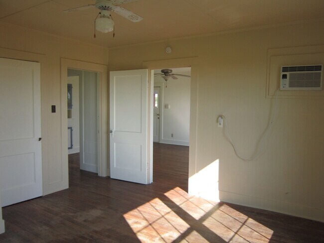 Photo - 4111 Stapper Rd House