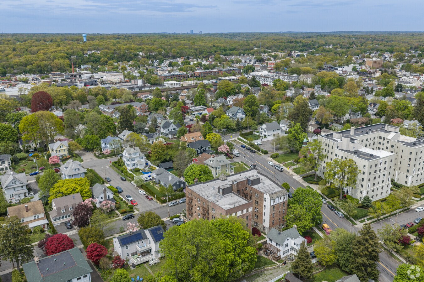 Photo - 412 Munro Ave