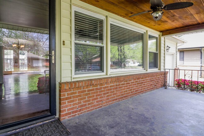 4172 S Rockford Pl