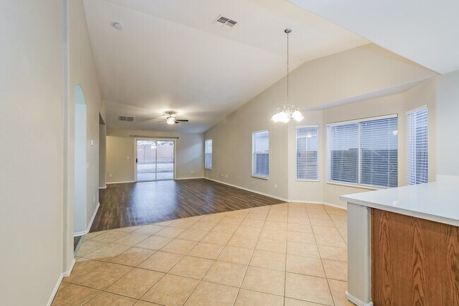 Photo - 9132 W Cordes Rd