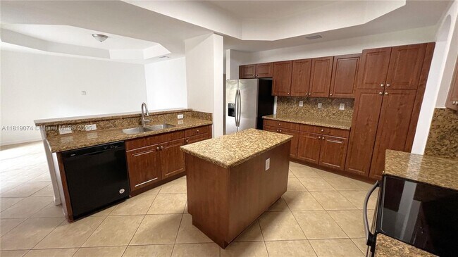 Photo - 3001 SW 156th Ave