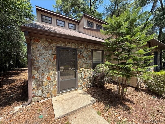 Building Photo - 2316 Colby St