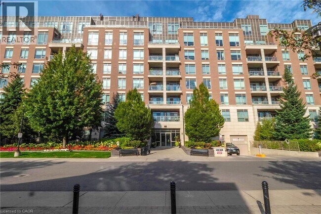 Photo - 2470 Prince Michael Drive Unité 201