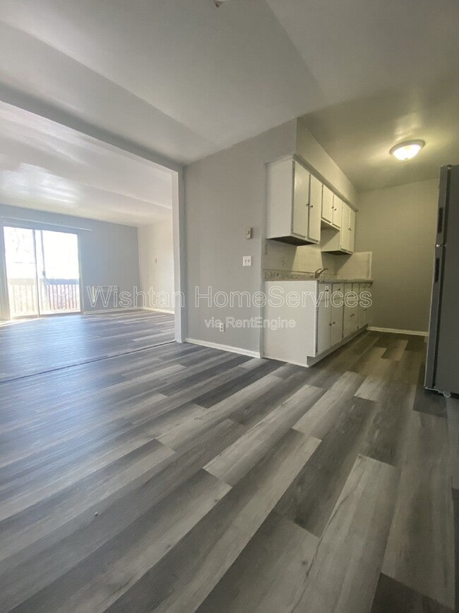 Photo - 204 Charleston Blvd Unidad 6