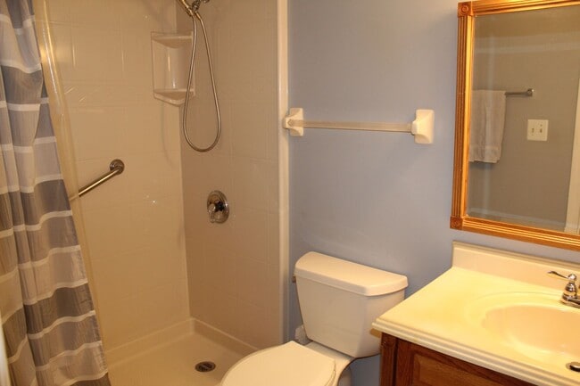 Photo - Furnished 1 bedroom condo at Pier 43 Unit 305