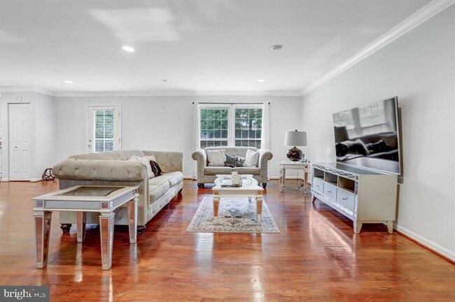 Photo - 6613 Elder Ave