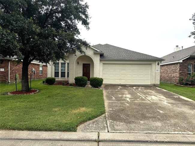 Building Photo - 9019 N Ferndale Pl Dr