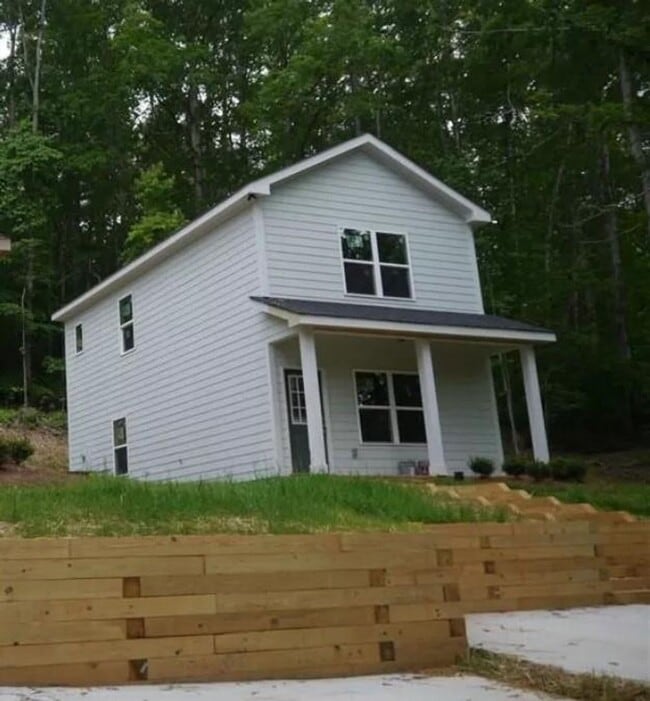 Building Photo - 2 Bedroom Single Family Home - Forsyth County