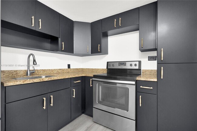 Photo - 575 NW 99th St Unit 3