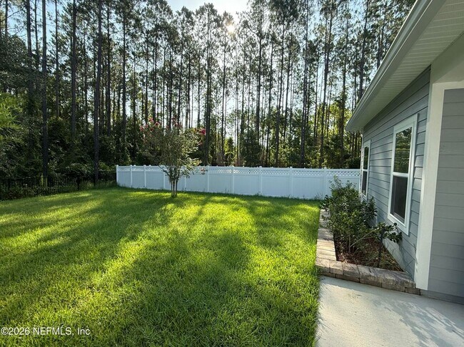 Photo - 323 Holly Forest Dr