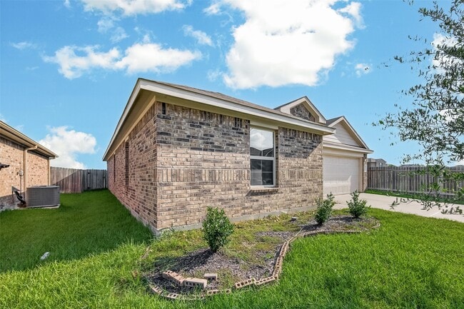 Photo - 21422 Chester Cliff Ln