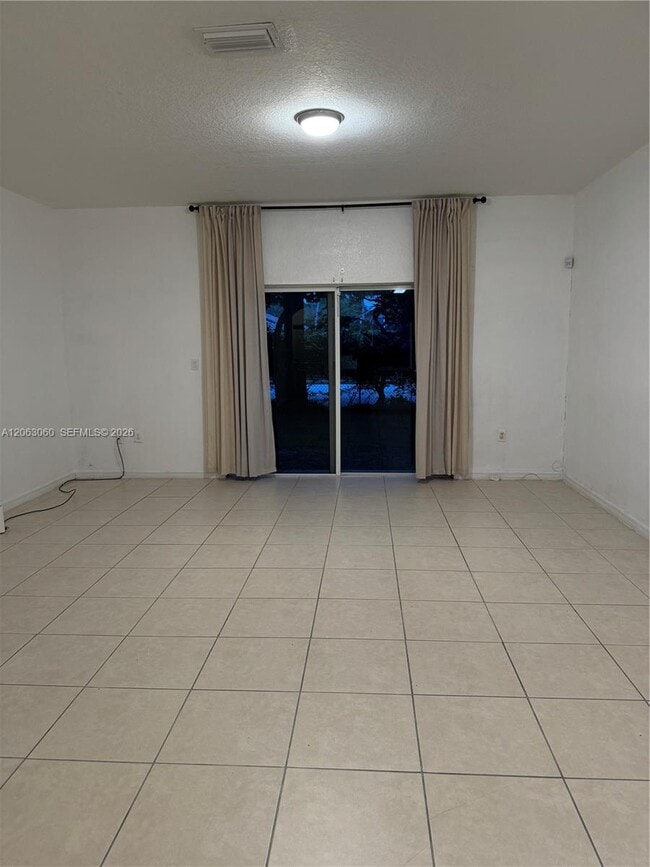 Photo - 4917 SW 140th Terrace Unit 9