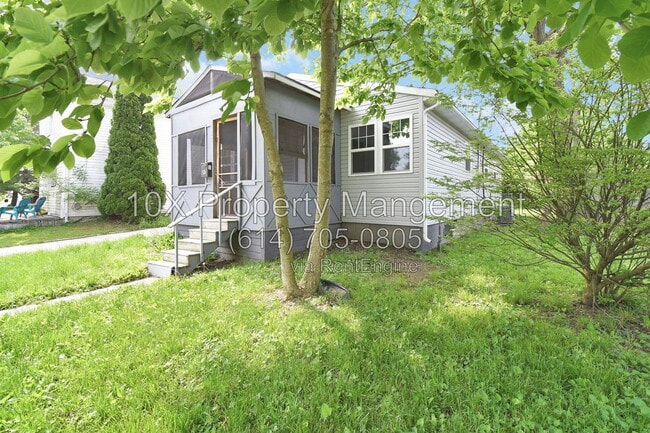Photo - 27 Eaton St