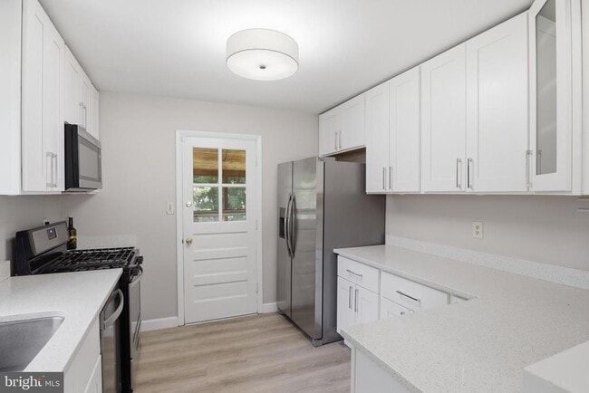 Photo - 4014 Jeffry St