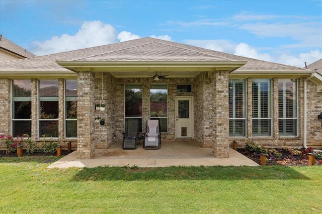 10237 Red Bluff Ln