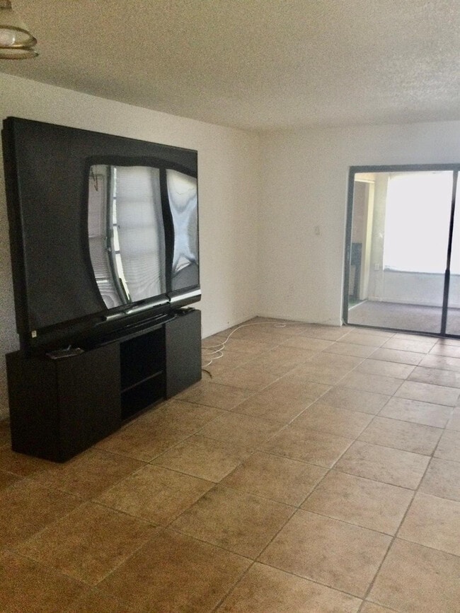 Photo - 9233 SW 8th St Unit 110