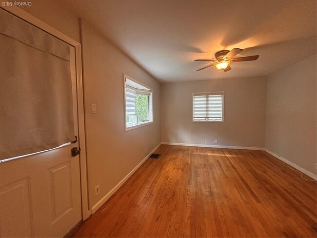 Photo - 21 Lenox Ave