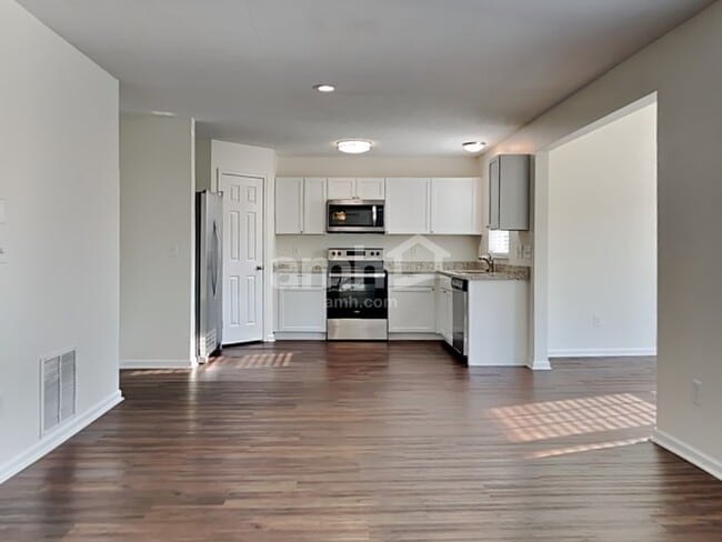 Photo - 5576 Shetland Ct