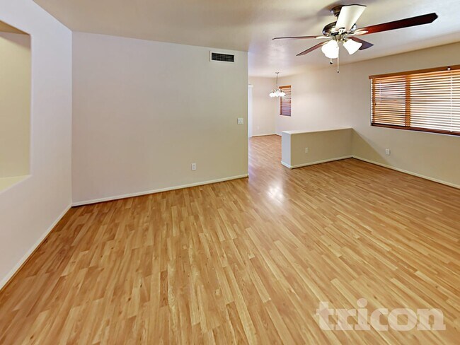 Photo - 15030 W Eureka Trail