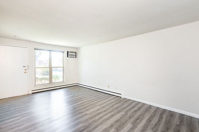 5634 Macey Ave Unit Studio