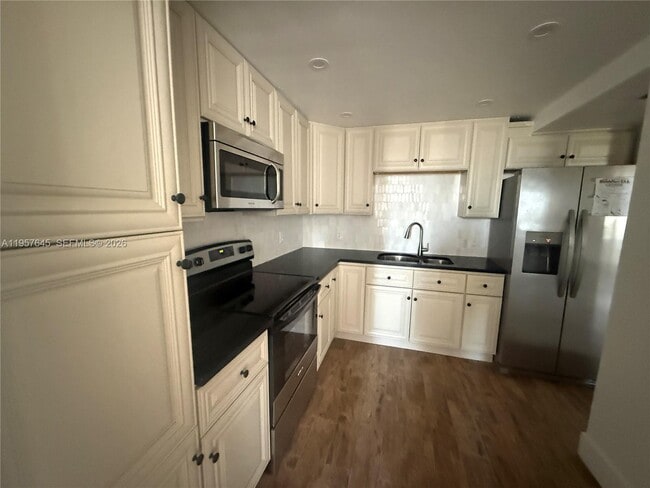 Photo - 2025 NE 164th St Unit 618