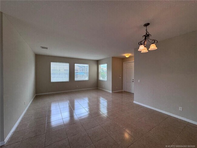 Photo - 11239 SW Barton Way