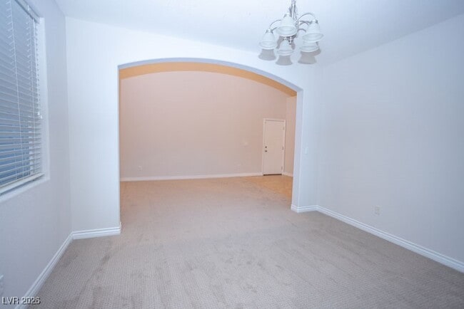 Photo - 1113 E Hammer Ln