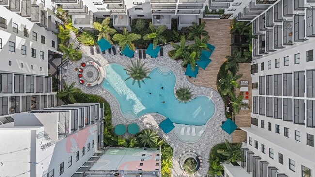 Leksa at Cityplace