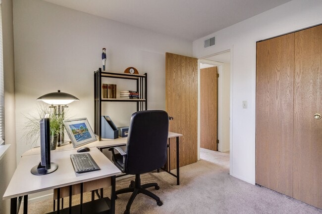 Bedroom or Den