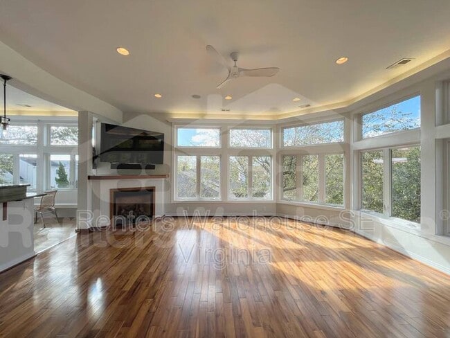 Photo - 817 Surfside Avenue