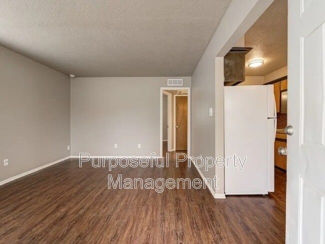 Photo - 516 N Ponca Ave