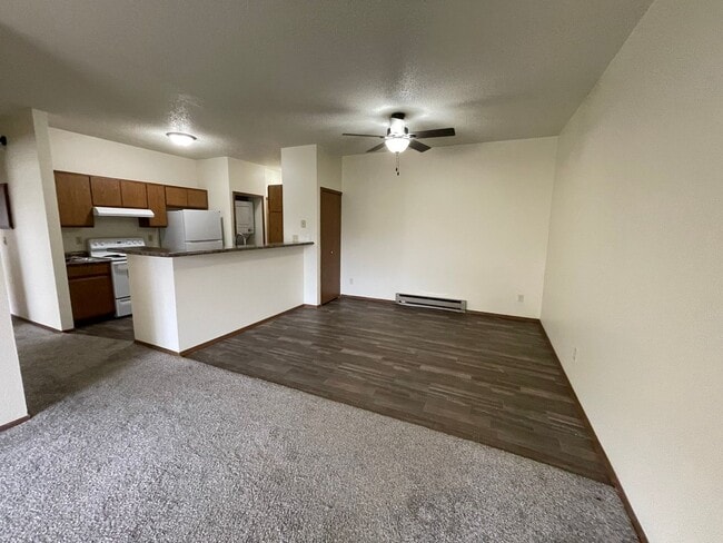 Photo - Spacious 3 bedroom, 1 bath Located in West Fargo.