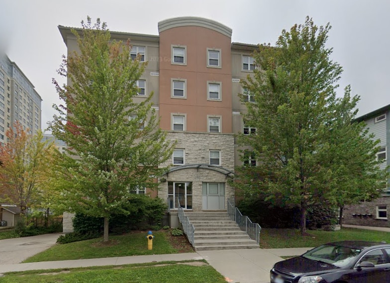 Photo - 261-261 Lester St Unité 2