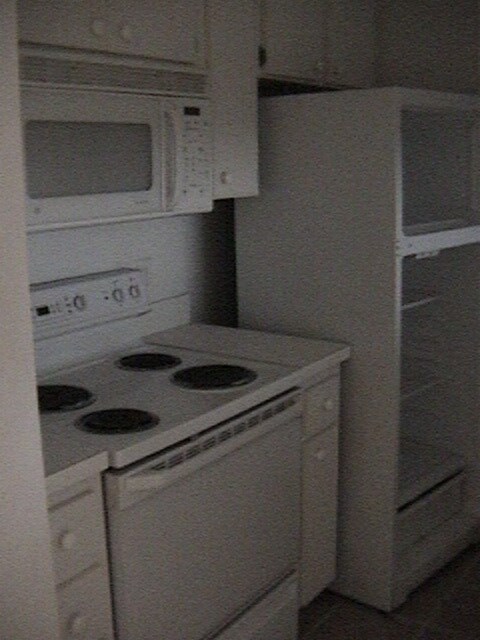 Photo - 3800 SW 20th Ave Unidad University Terrace West