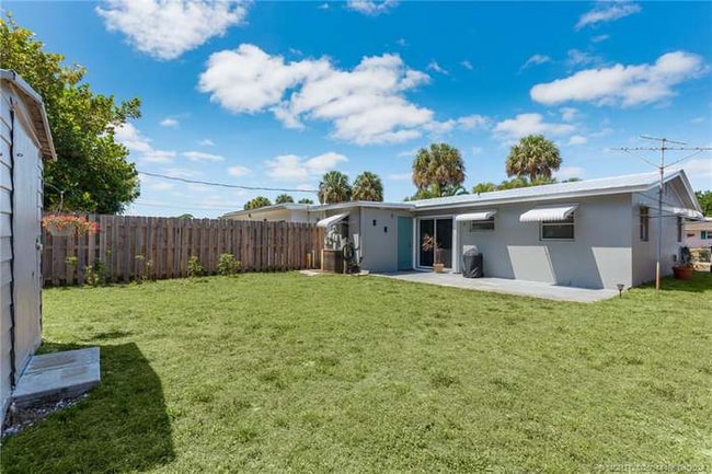 Photo - 413 Robalo Ct