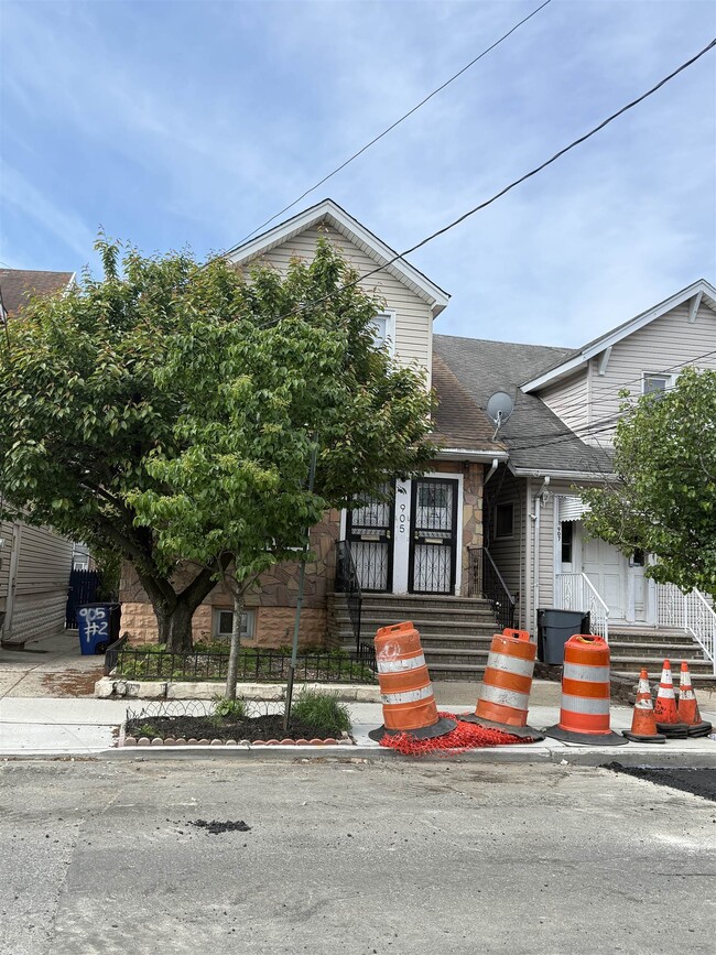 Photo - 905 85th St Unit 2nd Fl