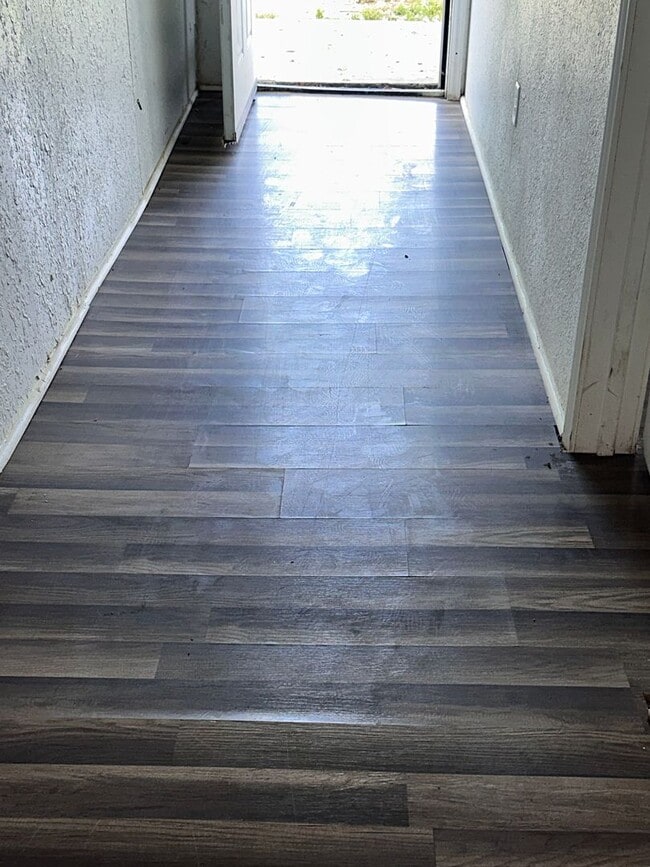 Photo - 3 bed 1 bathroom house house available now