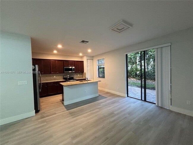 Photo - 4081 Allerdale Pl Unit TOWNHOUSE