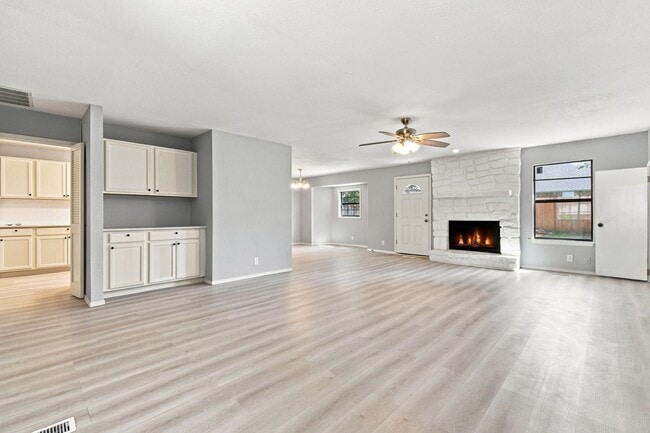 Photo - 1609 S Chestnut Ave