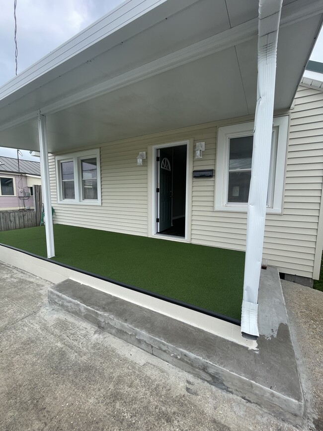 Photo - 114 N 11th St House