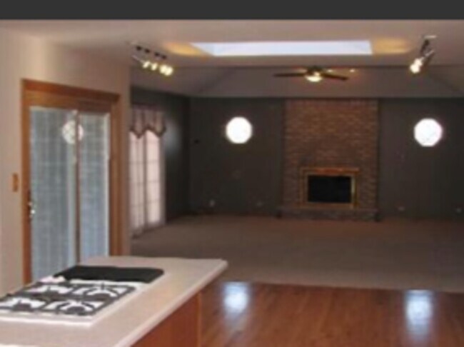 Photo - 14150 Kenton Ave