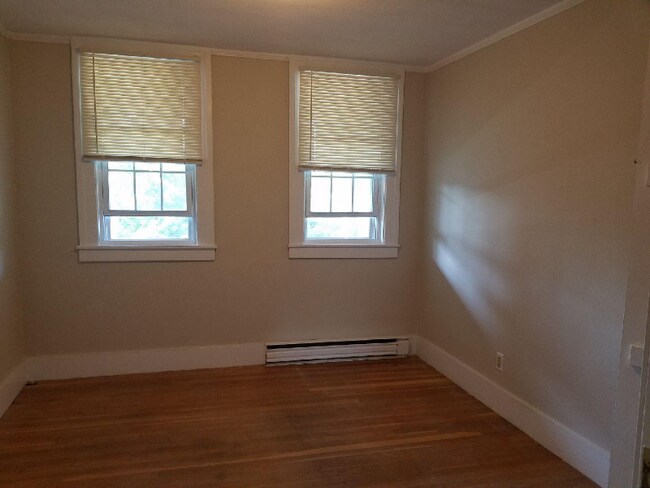 37 Dutcher St Unit 5