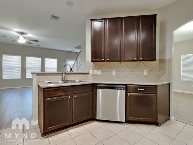 Photo - 5019 Forest Hurst Dr