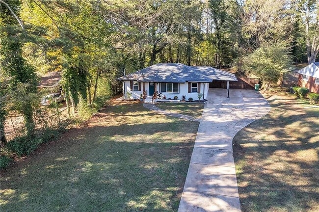 Photo - Room in House on Tilson Rd