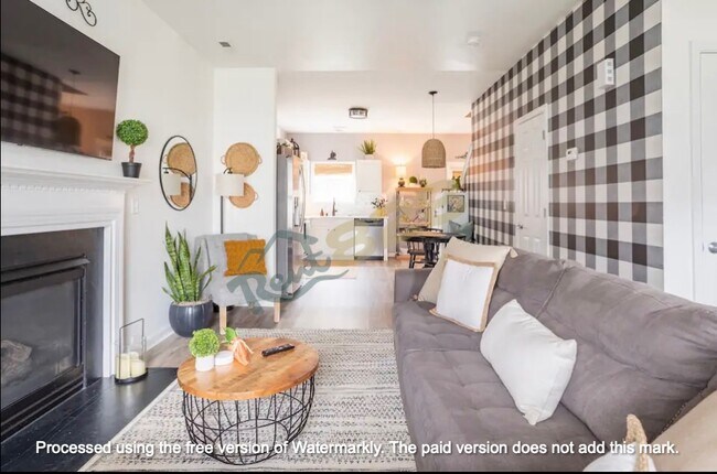 Photo - 28 Manderley Way