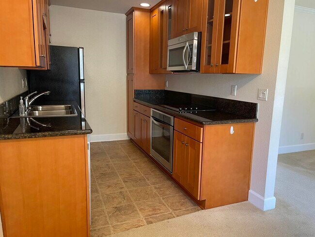 Photo - 3172 Via Alicante